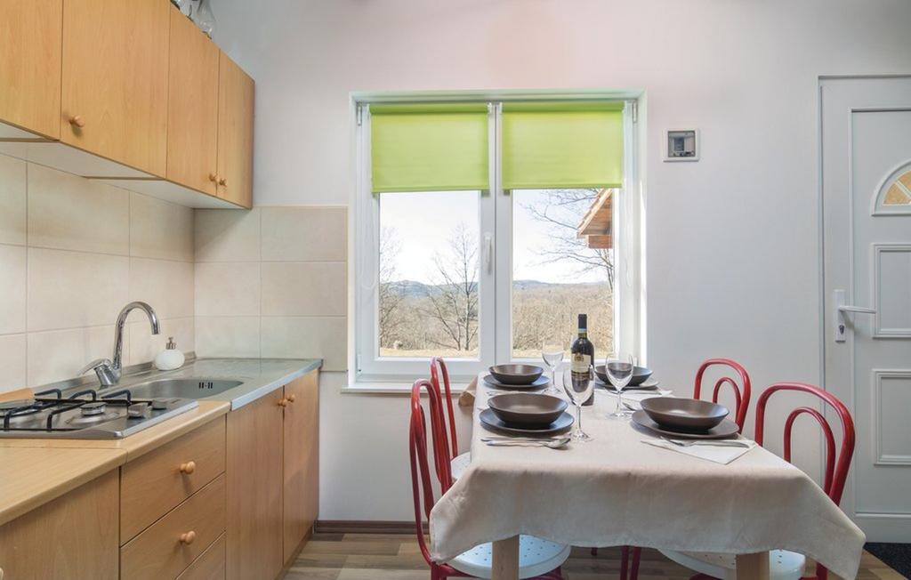 Vacation Home Latini Hum Eksteriør bilde