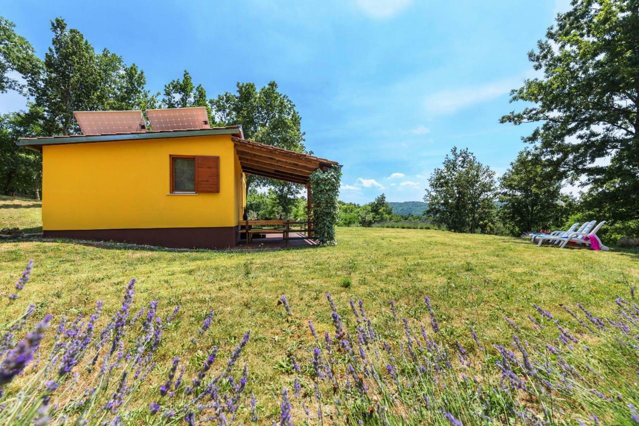 Vacation Home Latini Hum Eksteriør bilde